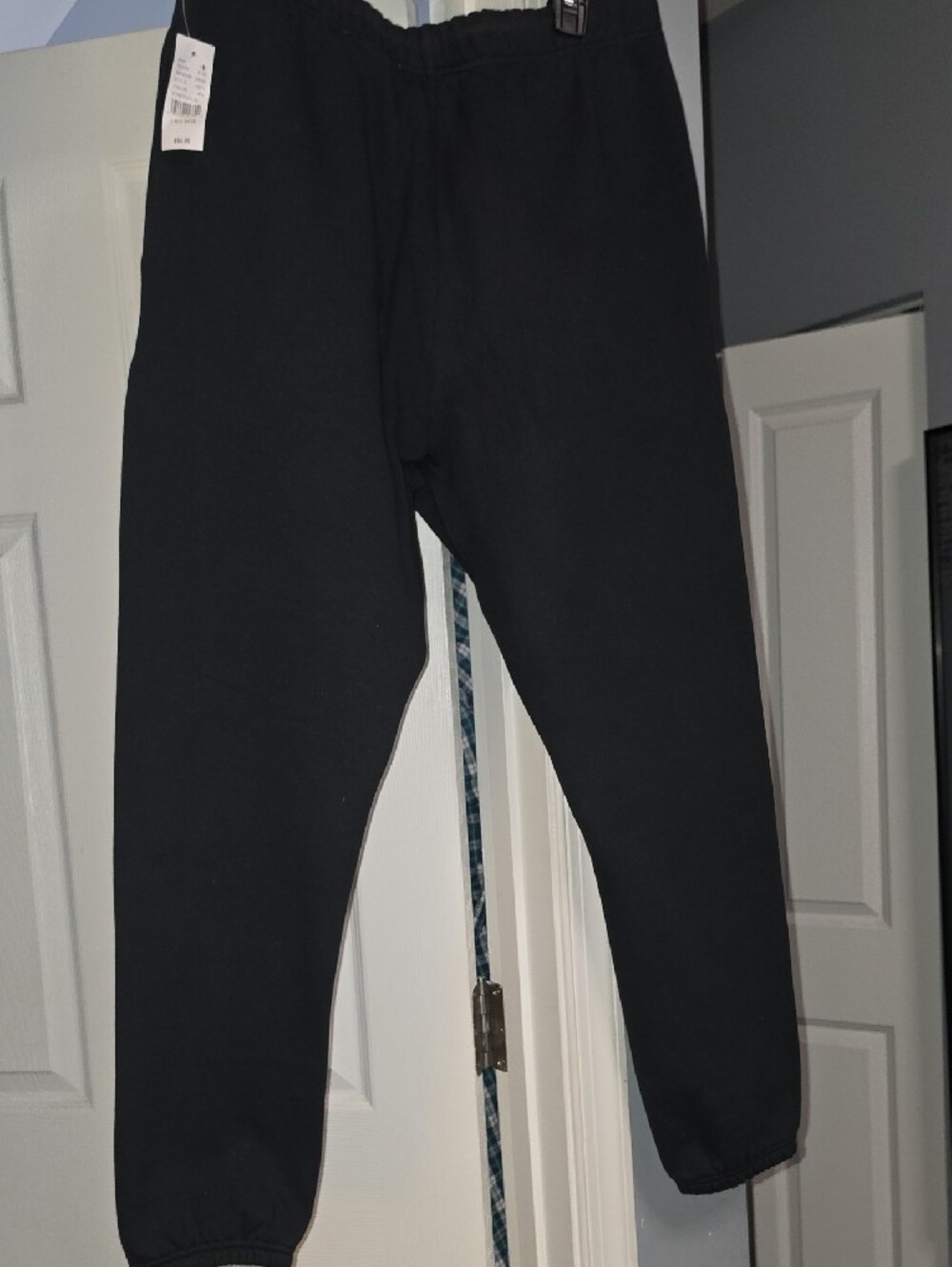 ESSENTIALS Fear of God Jet Black Men's Jogger Sweatpants - Picture 8 of 10